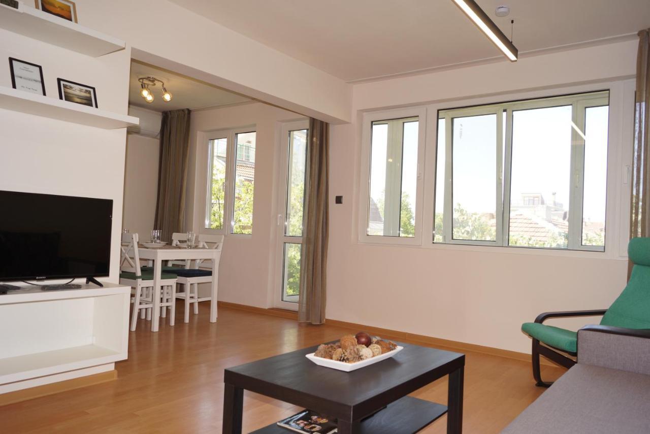 Spacious 2Bdr - Free Parking - Walk Everywhere - 300 Mbps Wifi Varna Exterior photo